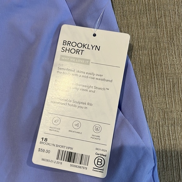 🎁 NWT Athleta Brooklyn Short in Light Blue/Lilac (Victorian Periwinkle) Size 18 - Picture 4 of 12